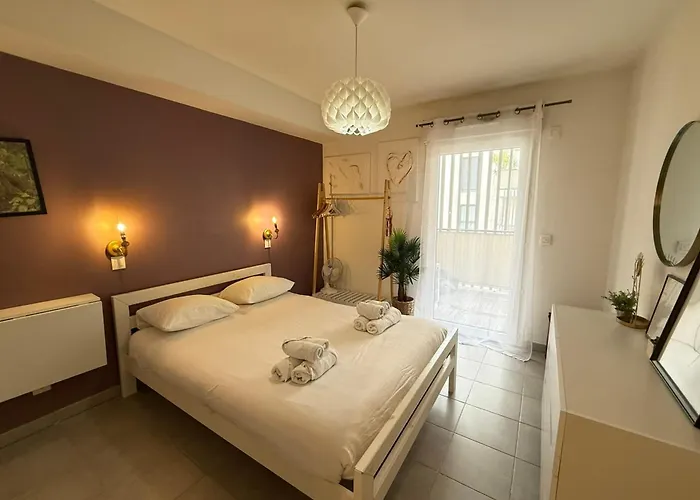 Cozy In The Heart Of * Nice